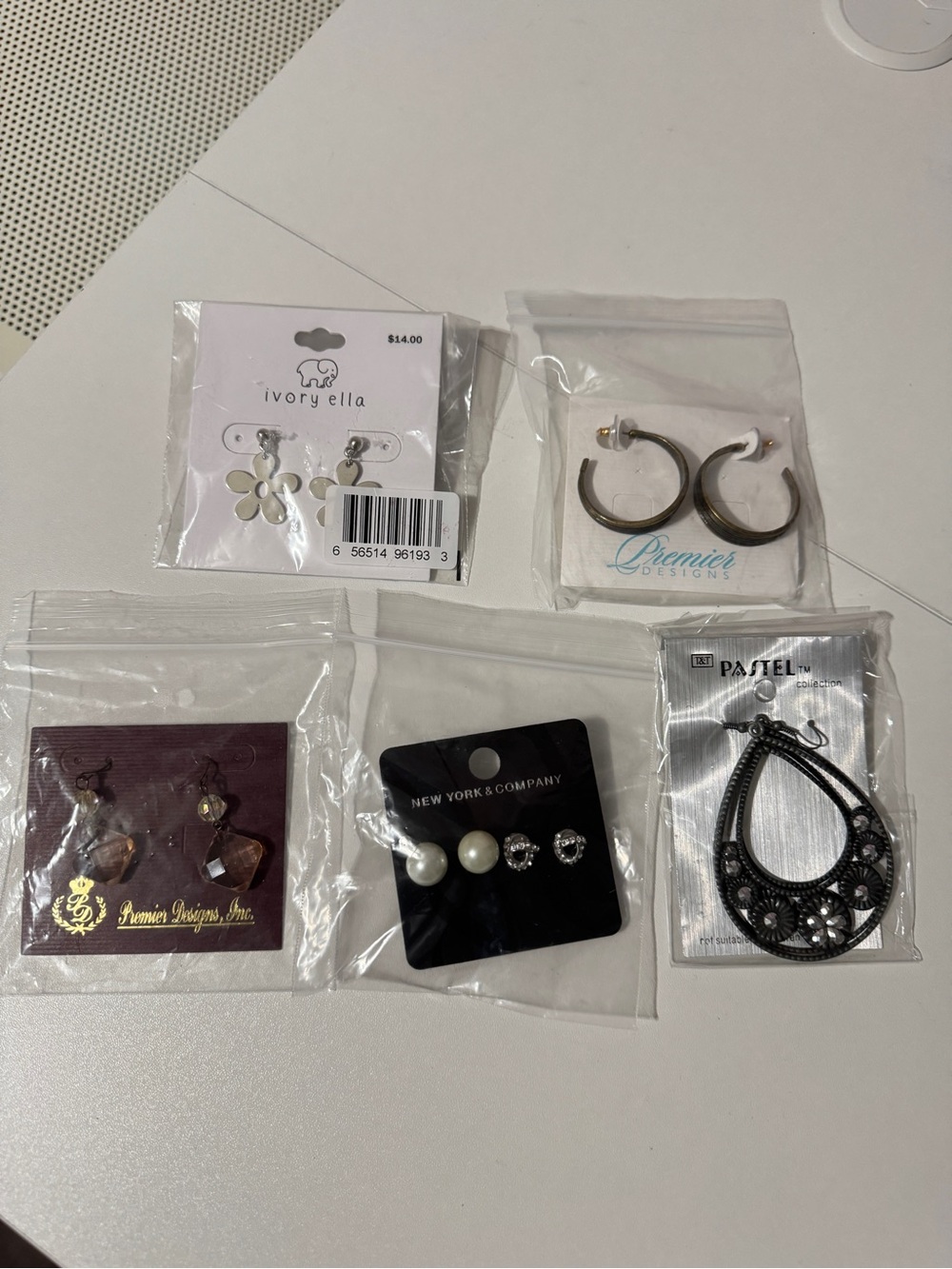 Earrings bundle